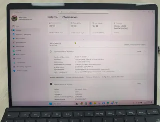 Microsoft Surface Pro 9 i5 16GB 256GB SSD