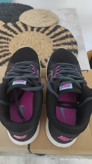 Zapatillas Nike Mujer Negras Rosas