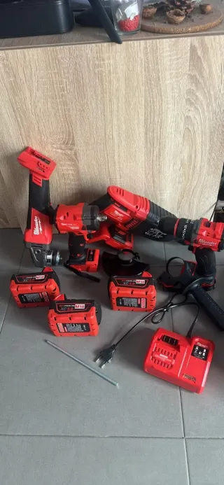 Maletín Herramientas Milwaukee