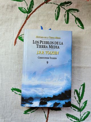 Los Pueblos Tierra Media. 1ED. Tolkien. LHTM 9.
