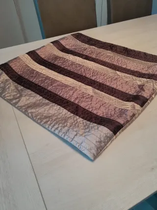 Cojín decorativo rayas satinado