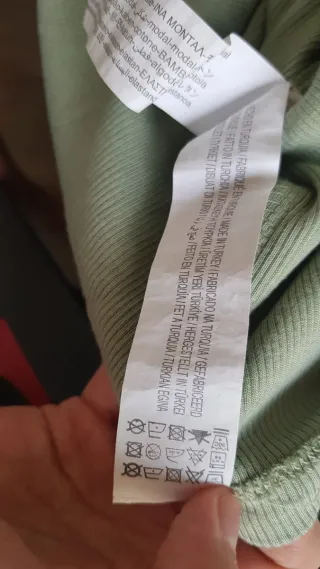 Top Stradivarius Verde Menta Talla M