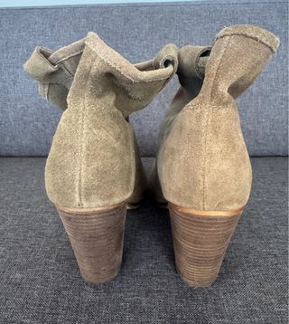 Botines tacón Pull & Bear beige talla 40