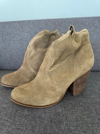 Botines tacón Pull & Bear beige talla 40