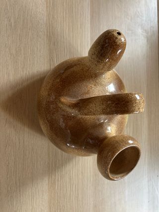 Cántaro de cerámica decorado
