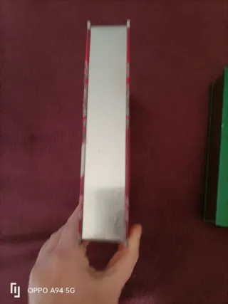 2 Latte a forma di libri