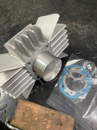 Cilindro bulon10.mk74 valido para derbi star3