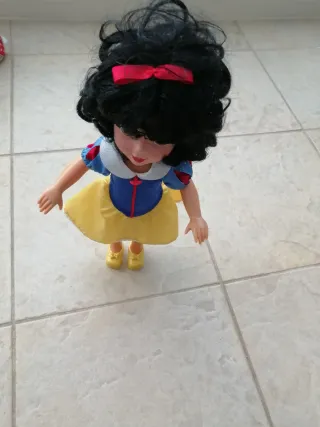 Bambola Biancaneve Disney