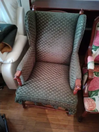 Butaca verde con estampado