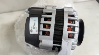 Alternador HELLA 8EL 015 643-431