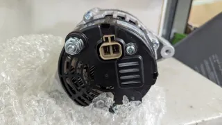 Alternador HELLA 8EL 015 643-431