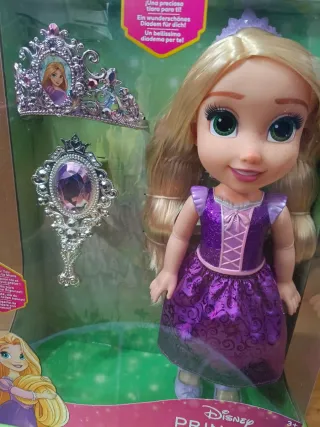 Muñeca Rapunzel con Tiara y Espejo