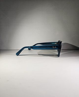 Occhiali Ray Ban Corrigan Blu Trasparent