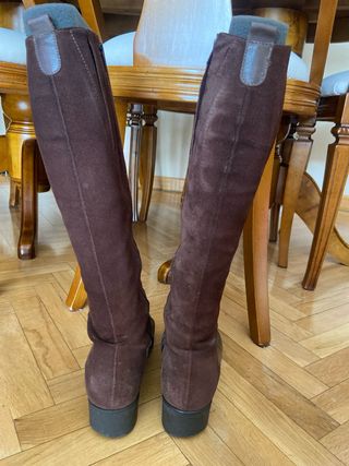 Botas altas Wonders marrones