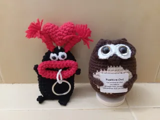 Pack crochet (ganchillo): Llavero/monedero y Búho.