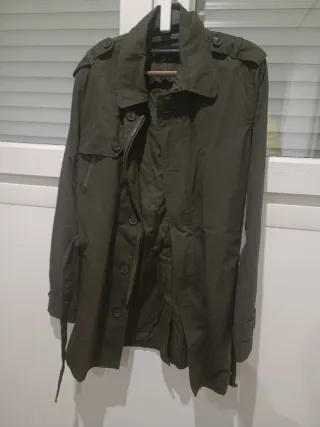 Parka Zara verde entretiempo Talla XL