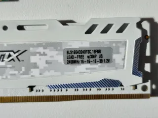 RAM 16GB DDR4 Ballistix Sport LT 2400MHz White