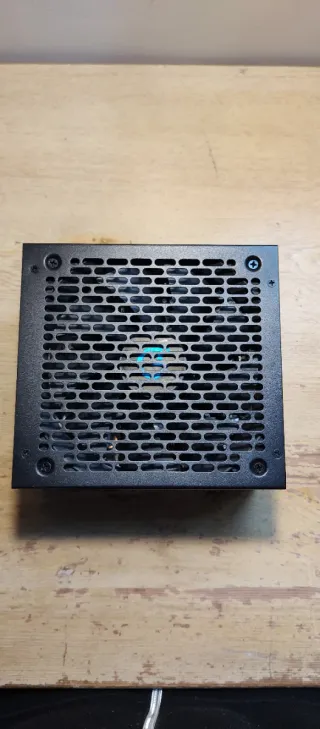 Fuente hidietec 850W certificación 80 plus bronze