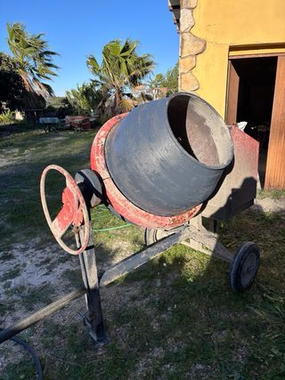 Hormigonera agriMAC Profesional Poco Uso