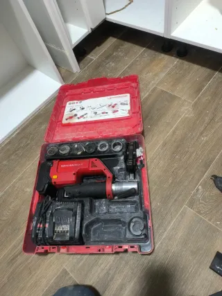 Prensa Rothenberger averiada