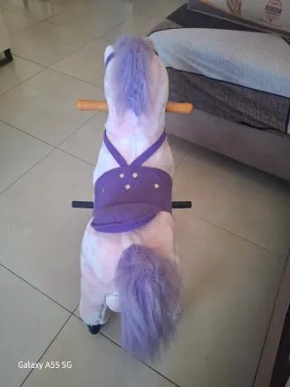 Poni correpasillos rosa y morado