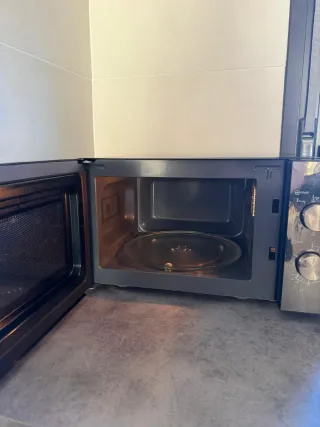 Microondas Koenic KMW2221 B Negro