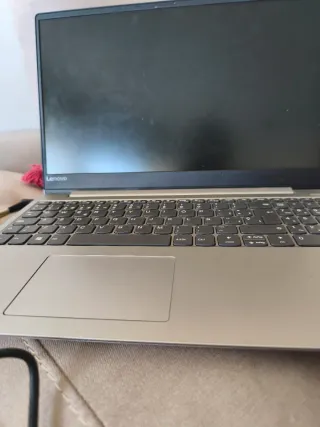 Portátil Lenovo Ideapad 330S