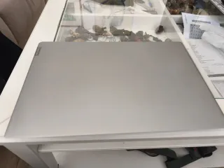 Portátil Lenovo Ideapad 330S