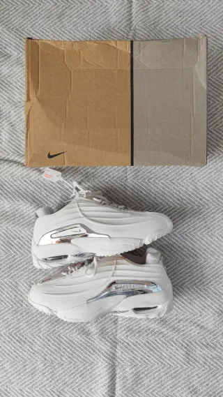 Zapatilla Nike NOCTA Plata/Blanco