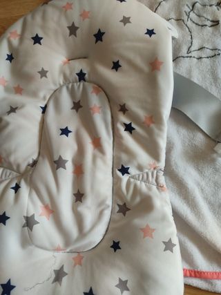 Funda cambiador y cojín bañera estrellas