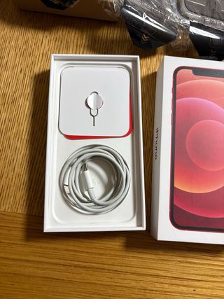 iPhone 12 Rosso 128GB con opzione sostituzione batteria 350€