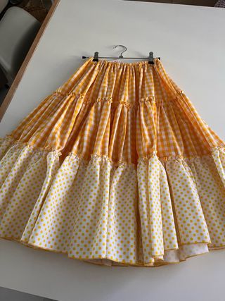 Falda canastera hecha a mano