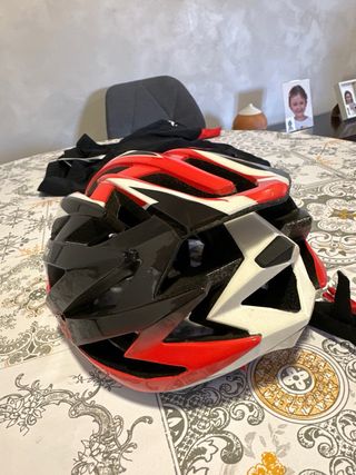 Conjunto de Ciclismo-casco, culotte y guantes