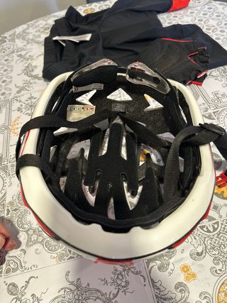Conjunto de Ciclismo-casco, culotte y guantes