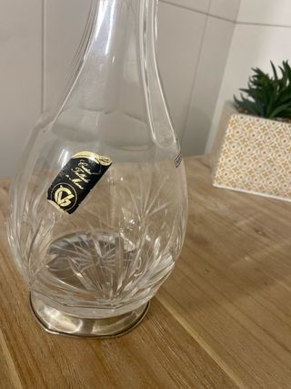 Decantador cristal tallado base plata