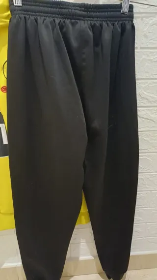 Conjunto chándal Puma hombre amarillo y negro