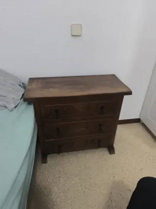 Cómoda de Madera Maciza
