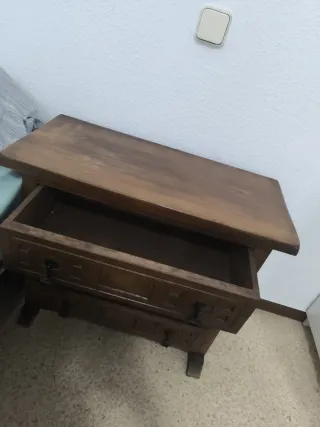 Cómoda de Madera Maciza