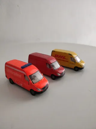 Lote Siku furgonetas DHL, emergencias y reparto