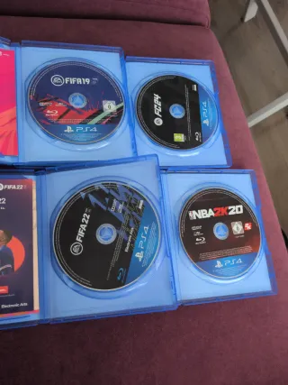 Lote 4 Juegos PS4: FIFA 19, 22, NBA 2K20, FC 24