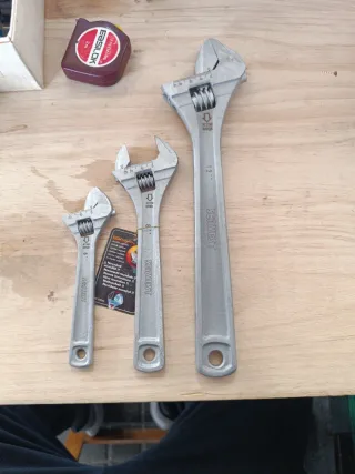 Juego 3 Llaves Inglesas Ajustables Servest