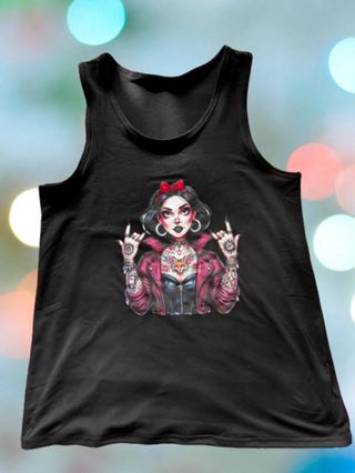 Camiseta rockera estampada