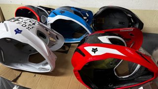 Carcasa casco Fox V3