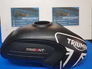Cubredepósito Triumph Trident 660 Negro