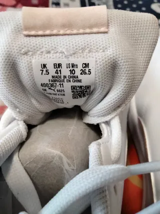 Deportivas Puma Blancas y Rosas