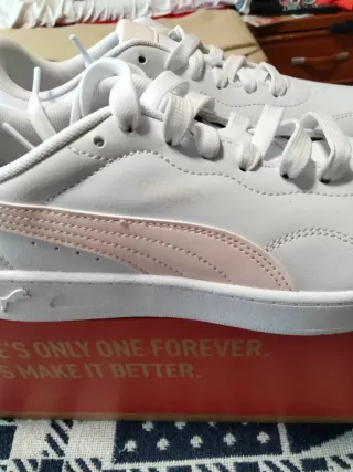 Deportivas Puma Blancas y Rosas