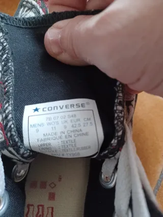 Zapatillaa Converse Calaveras y Flores