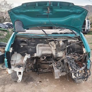 Volkswagen Transporter T4 2.4D en despieces