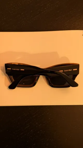 Gafas de sol Calvin Klein CK23503S Negras/Marrones