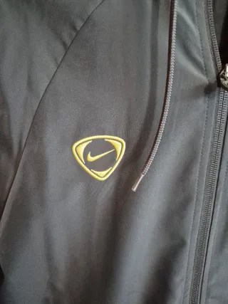 Chaqueta deportiva Nike M